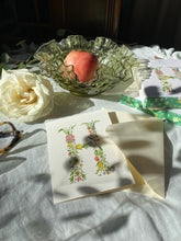 Load image into Gallery viewer, Stationery Set - 8 Folded Cards
